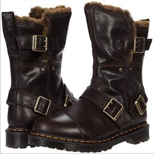 HOSTPICK🎉 Dr. Martens Kristy Mid Leather Faux Fur Boots chocolate Luxor